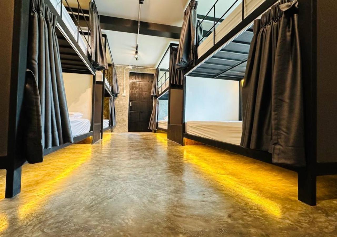 Adora Hostel Chiang Mai Luaran gambar